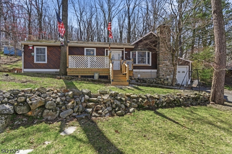 159 Glenside Trail Byram NJ 07871