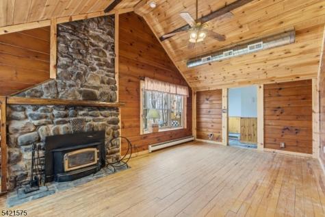 159 Glenside Trail Byram NJ 07871