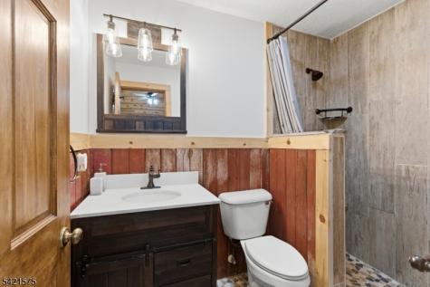 159 Glenside Trail Byram NJ 07871