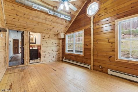 159 Glenside Trail Byram NJ 07871