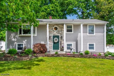 42 Summit Road Jefferson NJ 07438