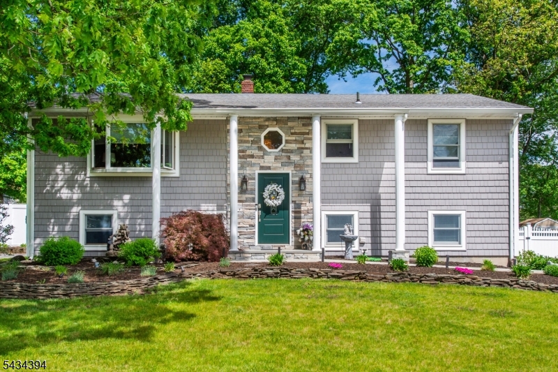 42 Summit Road Jefferson NJ 07438