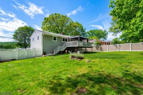 42 Summit Road Jefferson NJ 07438