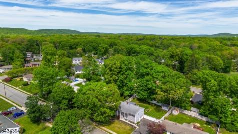 42 Summit Road Jefferson NJ 07438