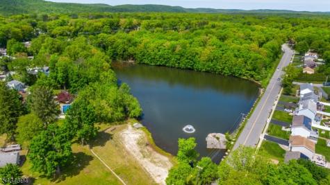 42 Summit Road Jefferson NJ 07438