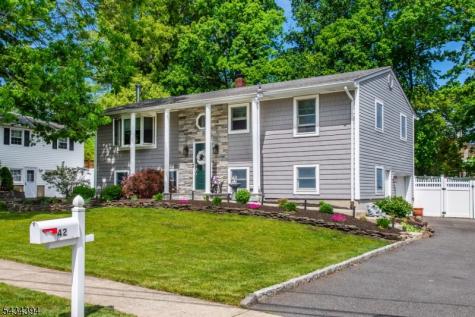 42 Summit Road Jefferson NJ 07438
