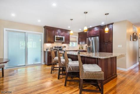 42 Summit Road Jefferson NJ 07438