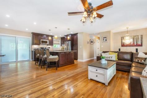 42 Summit Road Jefferson NJ 07438
