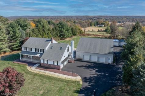 118 Old York Road East Amwell NJ 08551