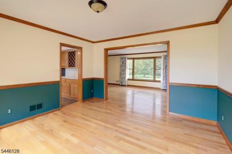 118 Old York Road East Amwell NJ 08551