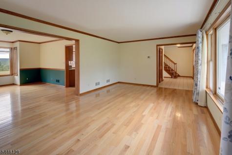118 Old York Road East Amwell NJ 08551