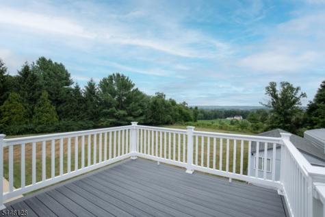 118 Old York Road East Amwell NJ 08551