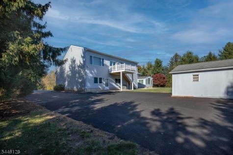 118 Old York Road East Amwell NJ 08551