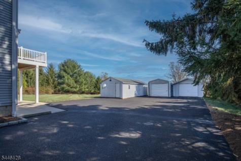118 Old York Road East Amwell NJ 08551
