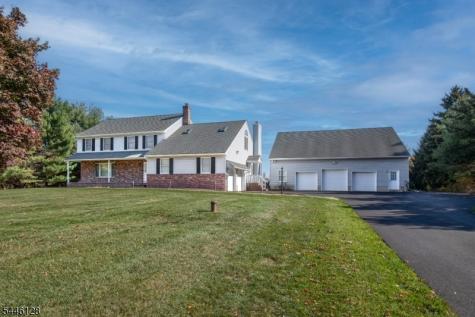 118 Old York Road East Amwell NJ 08551