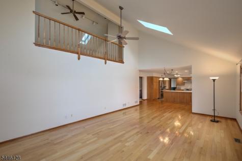 118 Old York Road East Amwell NJ 08551