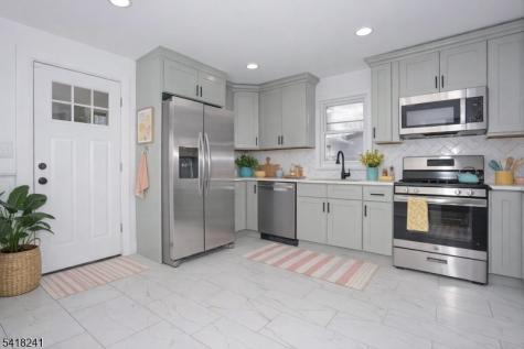 326 Ogden Street City Of Orange NJ 07050