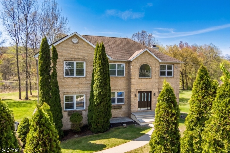 26 Swan Lane Jefferson NJ 07849