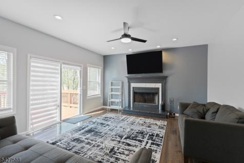 26 Swan Lane Jefferson NJ 07849