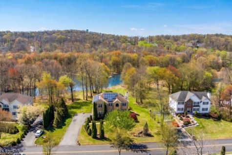 26 Swan Lane Jefferson NJ 07849
