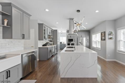 26 Swan Lane Jefferson NJ 07849