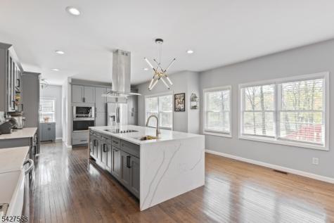 26 Swan Lane Jefferson NJ 07849