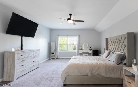 26 Swan Lane Jefferson NJ 07849