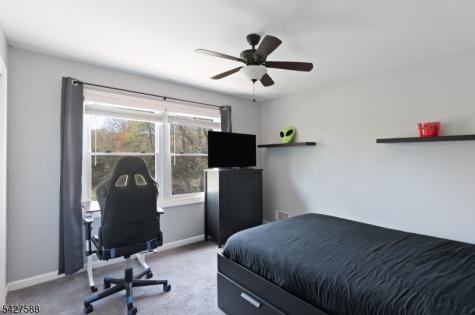 26 Swan Lane Jefferson NJ 07849