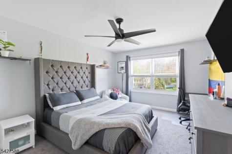 26 Swan Lane Jefferson NJ 07849