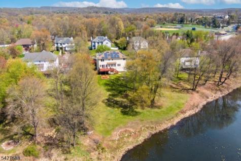 26 Swan Lane Jefferson NJ 07849