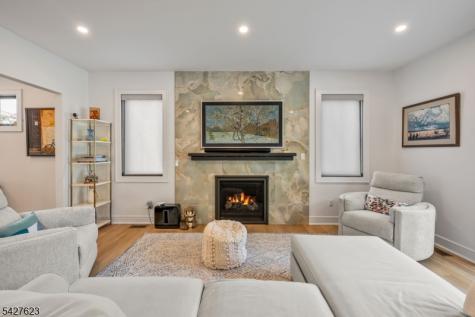 67 Westervelt Place Cresskill NJ 07626