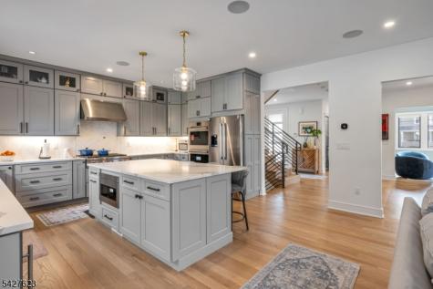 67 Westervelt Place Cresskill NJ 07626