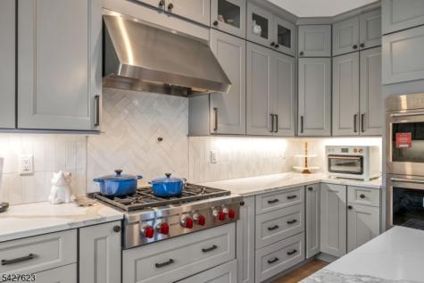 67 Westervelt Place Cresskill NJ 07626