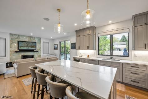 67 Westervelt Place Cresskill NJ 07626