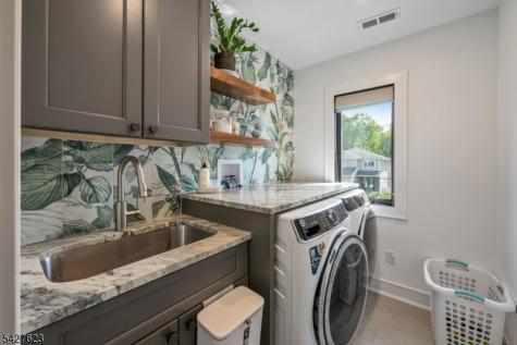 67 Westervelt Place Cresskill NJ 07626