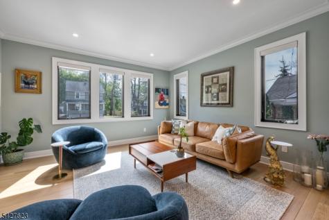 67 Westervelt Place Cresskill NJ 07626