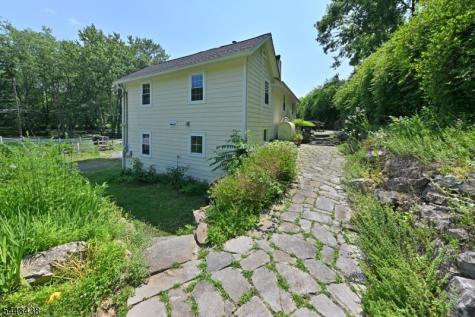 919 Wall Street Stillwater NJ 07860