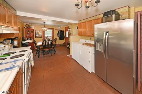919 Wall Street Stillwater NJ 07860