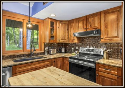 118 Ridge Road Hampton NJ 07860