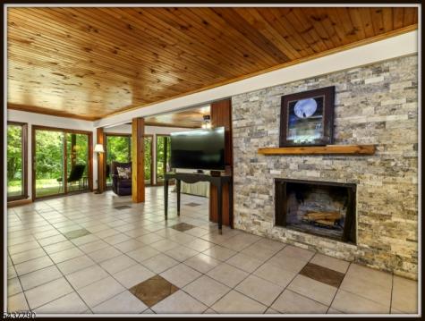 118 Ridge Road Hampton NJ 07860