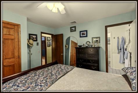 118 Ridge Road Hampton NJ 07860
