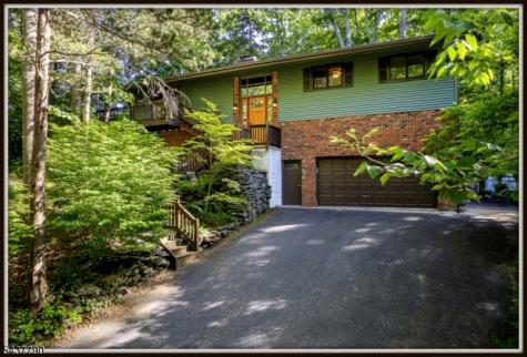 118 Ridge Road Hampton NJ 07860