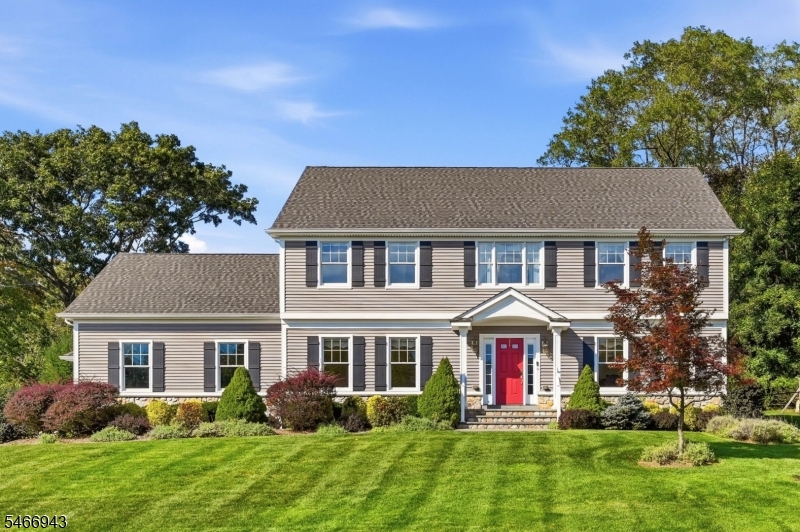 31 Graham Avenue North Haledon NJ 07508