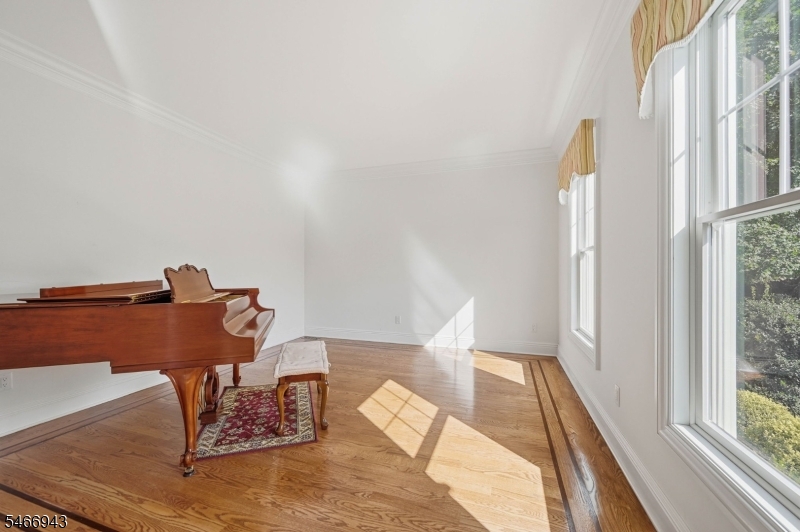 31 Graham Avenue North Haledon NJ 07508