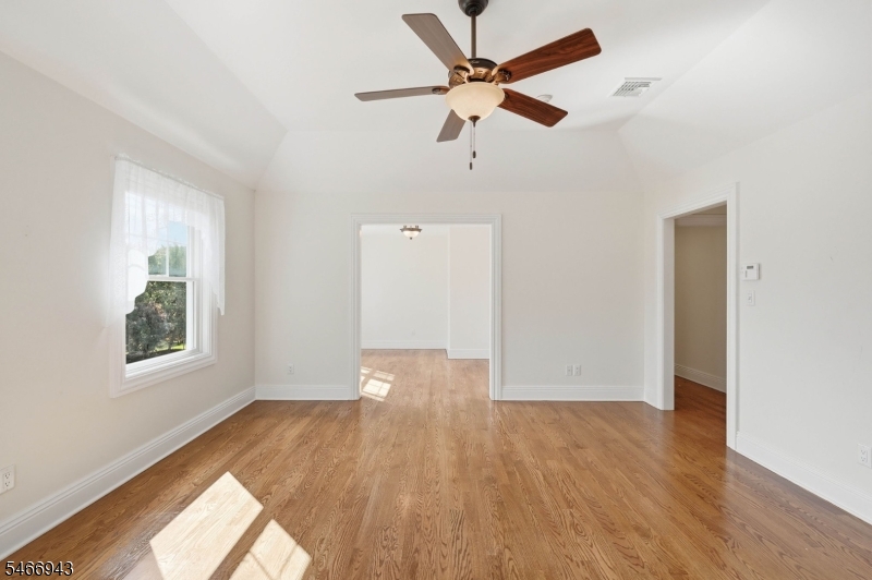31 Graham Avenue North Haledon NJ 07508