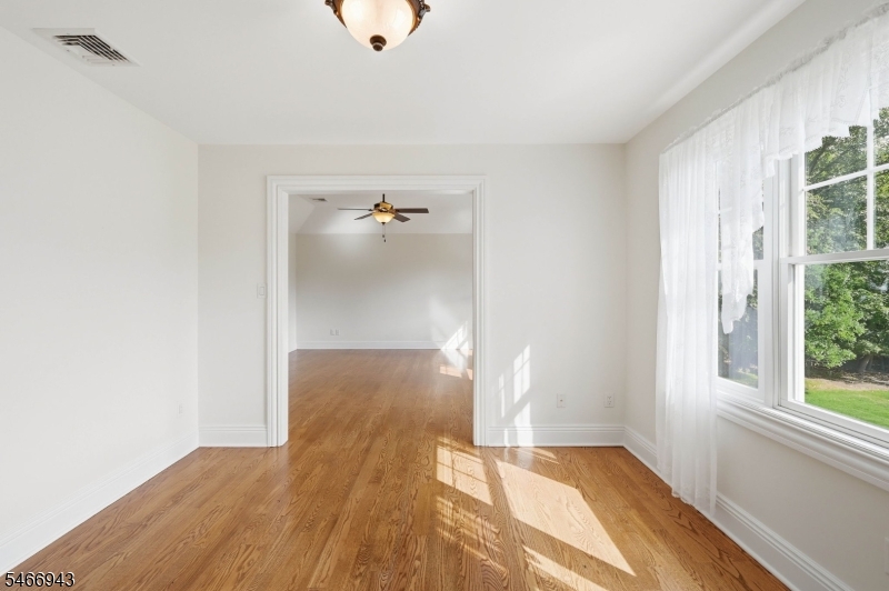 31 Graham Avenue North Haledon NJ 07508