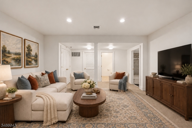 31 Graham Avenue North Haledon NJ 07508