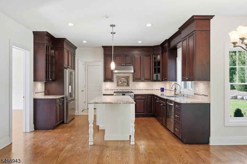 31 Graham Avenue North Haledon NJ 07508