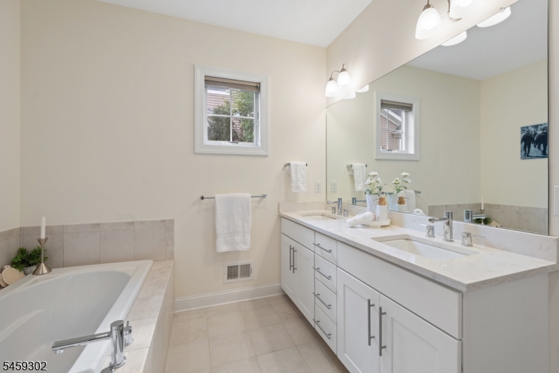 7 Portland Drive Montgomery NJ 08558