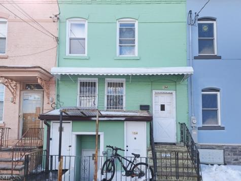 194 Astor Street Newark NJ 07114